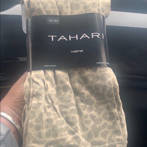 TAHARI LEGGINS - Picture 2 of 2